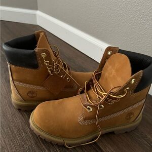 woman’s timberlands